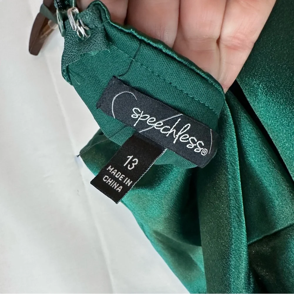 SPEECHLESS Women’s Size 13 Dress Fancy Formal Mini Length Ruffles NWT Green